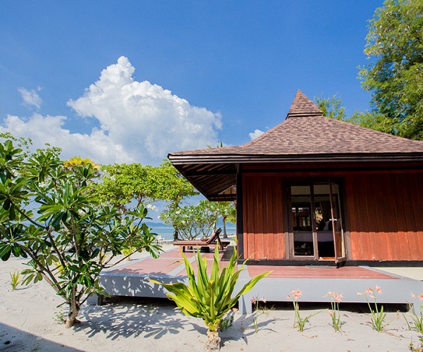 Beachfront Superior Villa