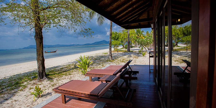 Deluxe Beachfront Villa Double