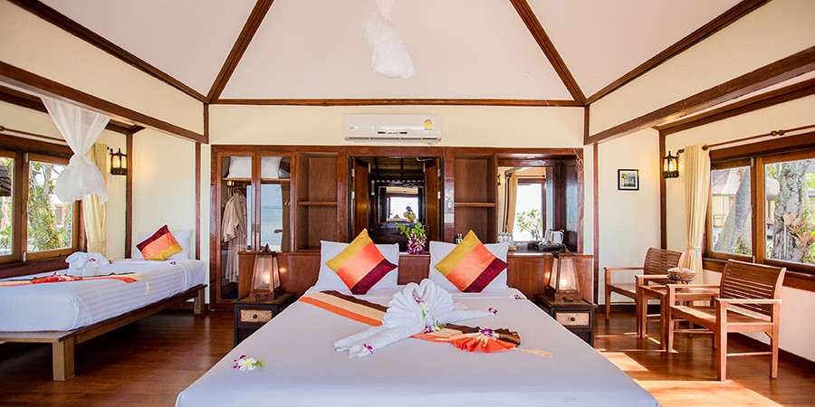 Deluxe Beachfront Family Villa