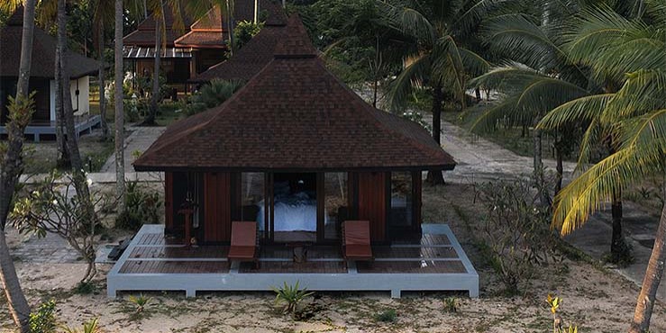 Beachfront Family Villa