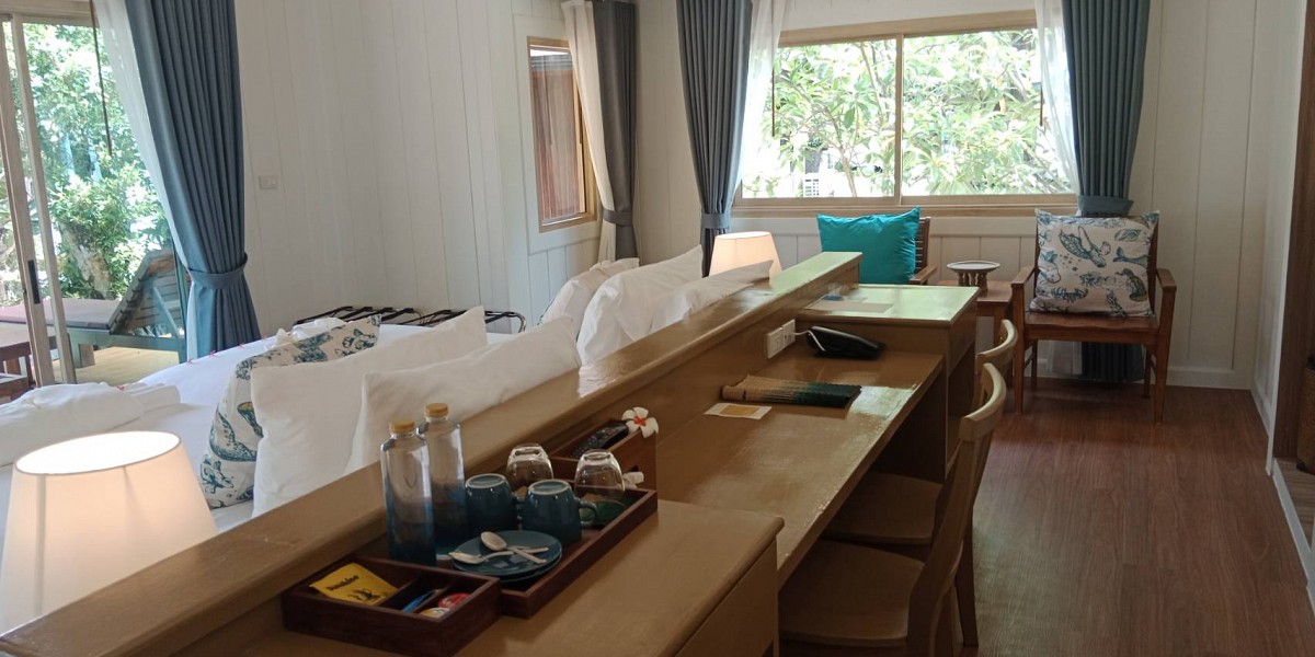 Premier Beachfront Villa Twin