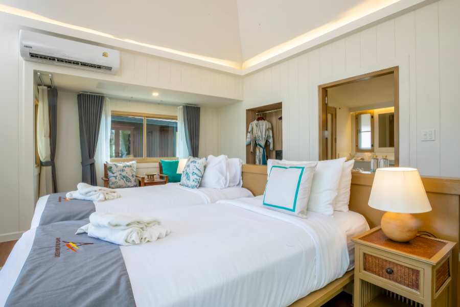 Premier Beachfront Villa Twin