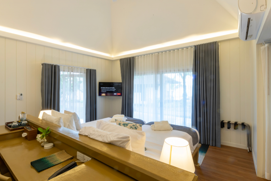 Premier Beachfront Villa Twin